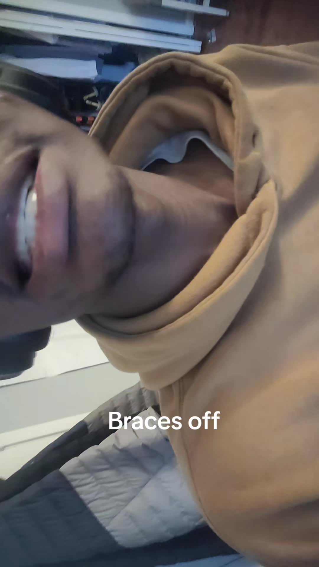 @๐
