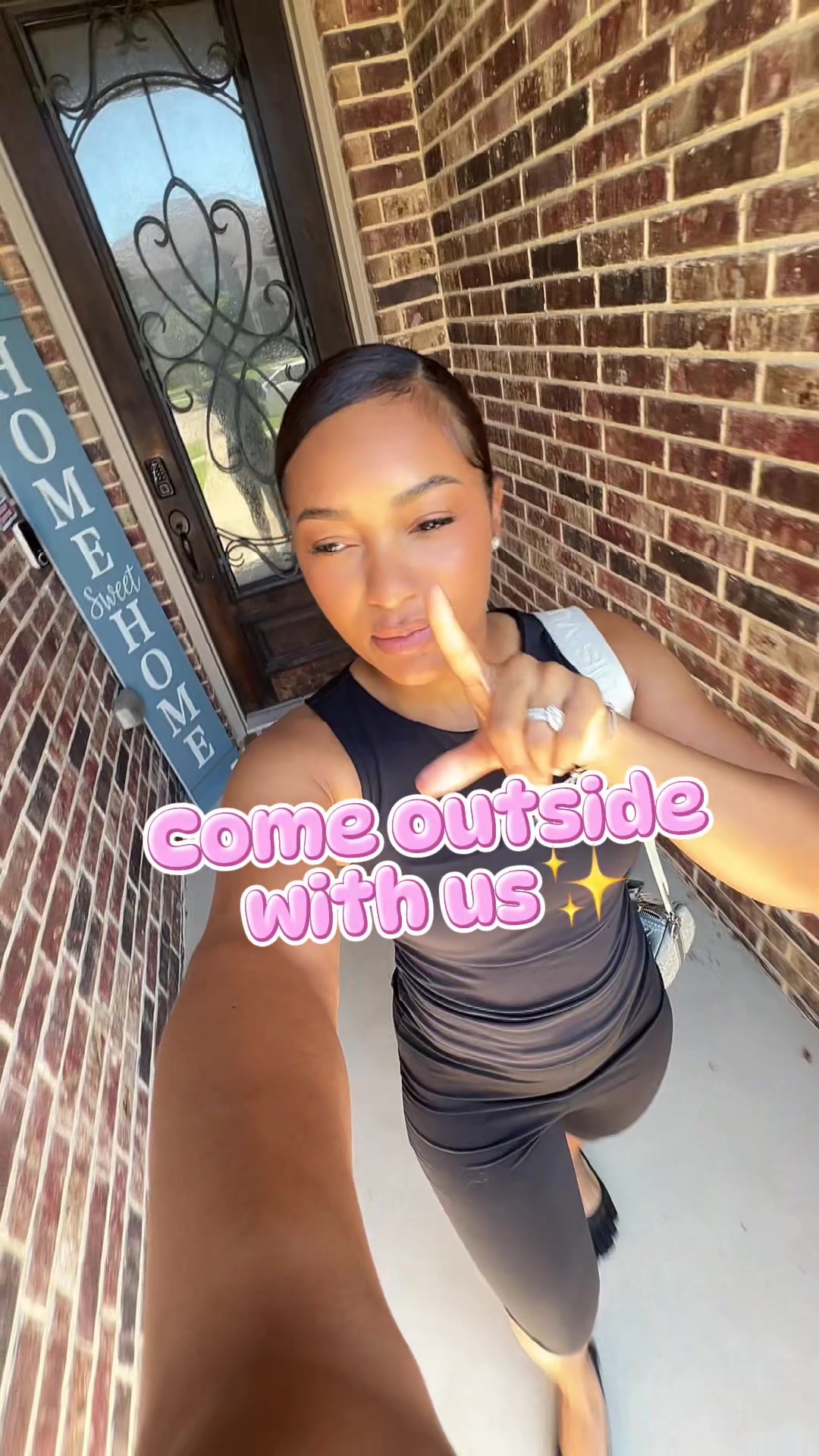 @liyadams_