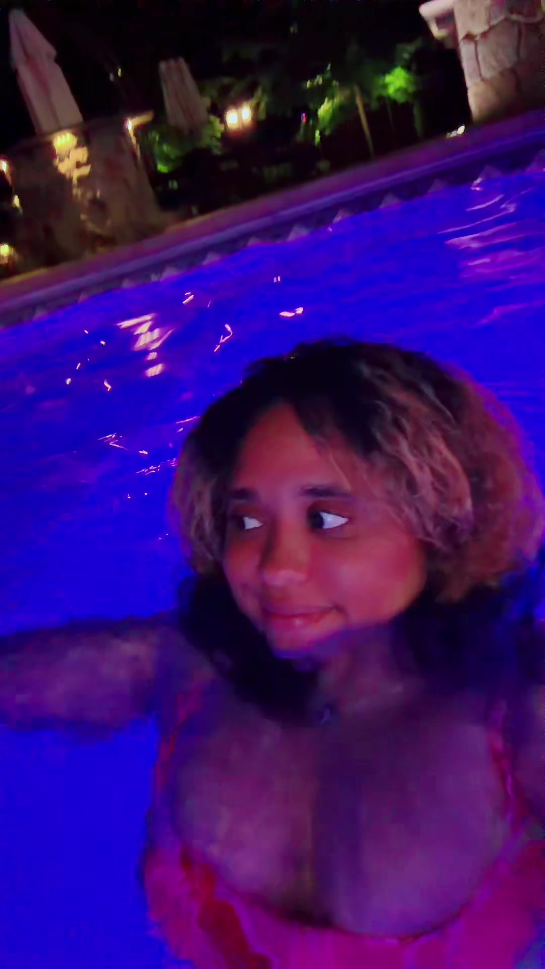@SeaGoat G. 🌊🐐🧜🏽&zwj;♀️