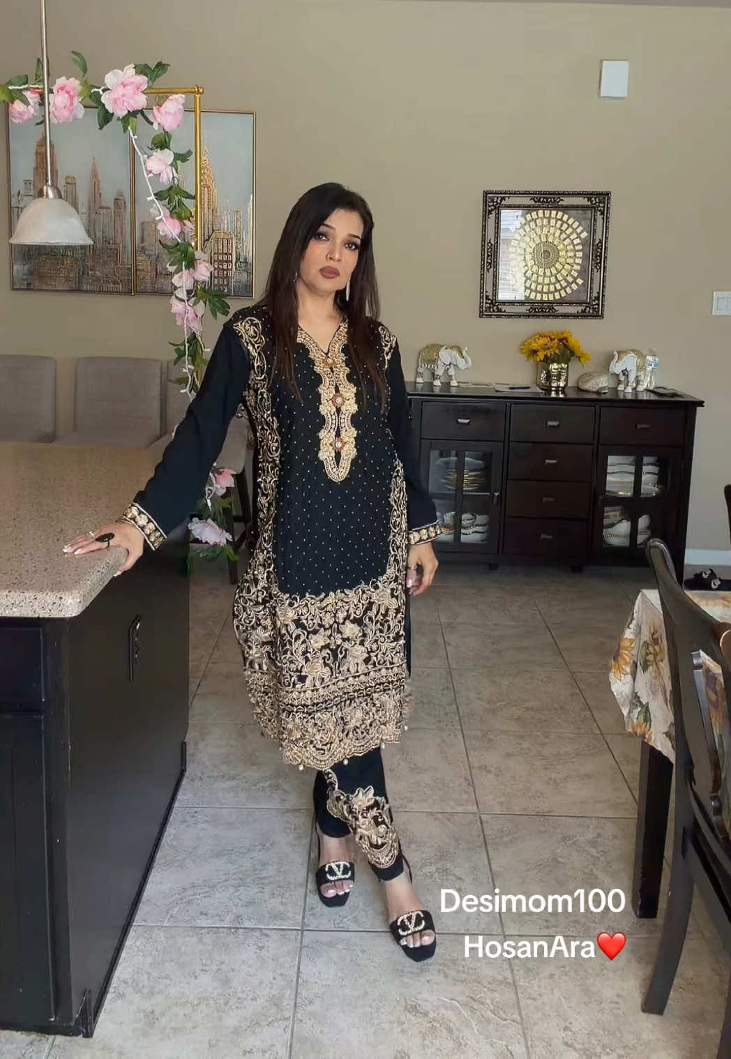 @Desimom-HosanAra❤️حُسن آرا