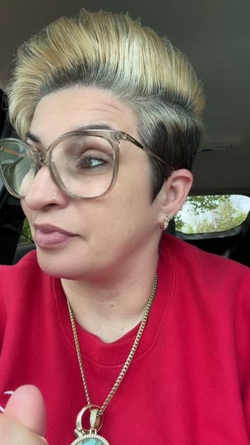 @EyeCandiXoX