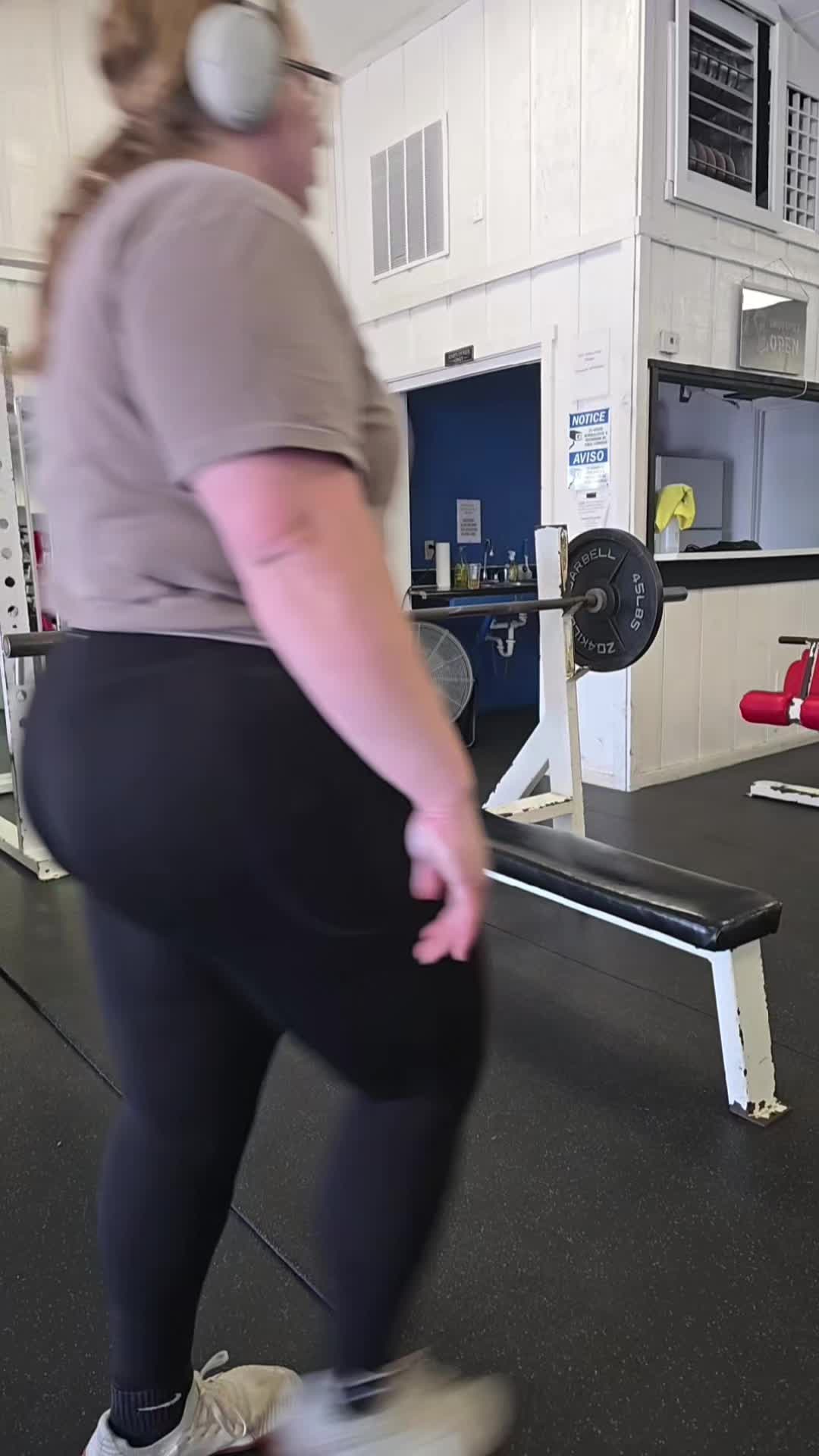 @Gena Robertson 💪