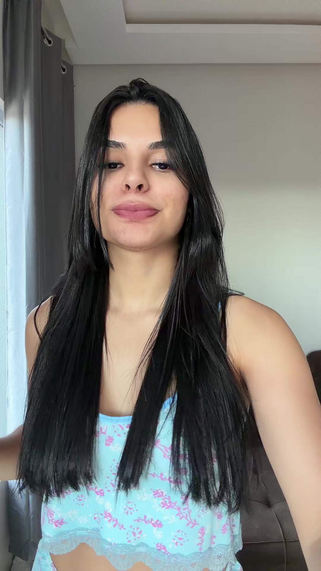 @naelypereira