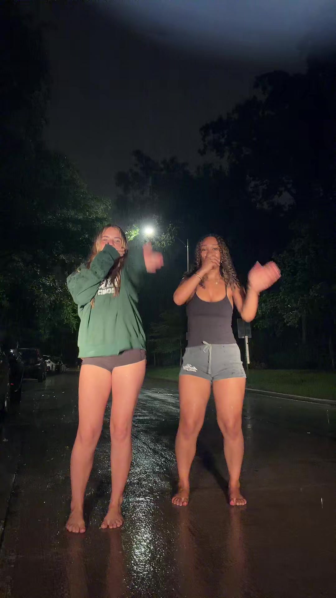 @bigbootybiracialbunny