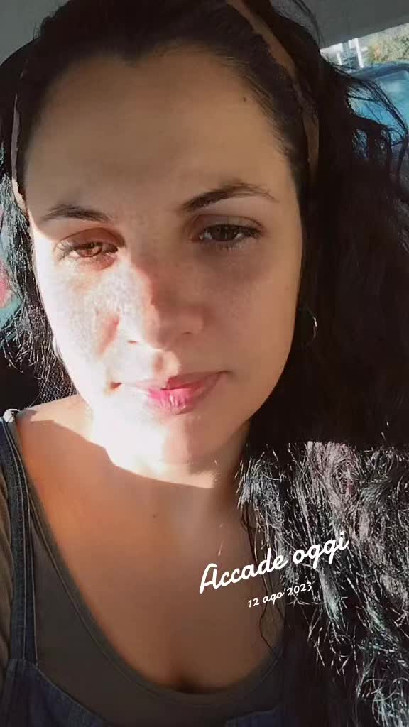 @Vale 🌻🌻🌻
