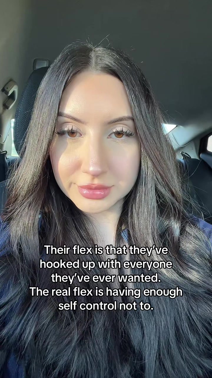 @ivettellanoss