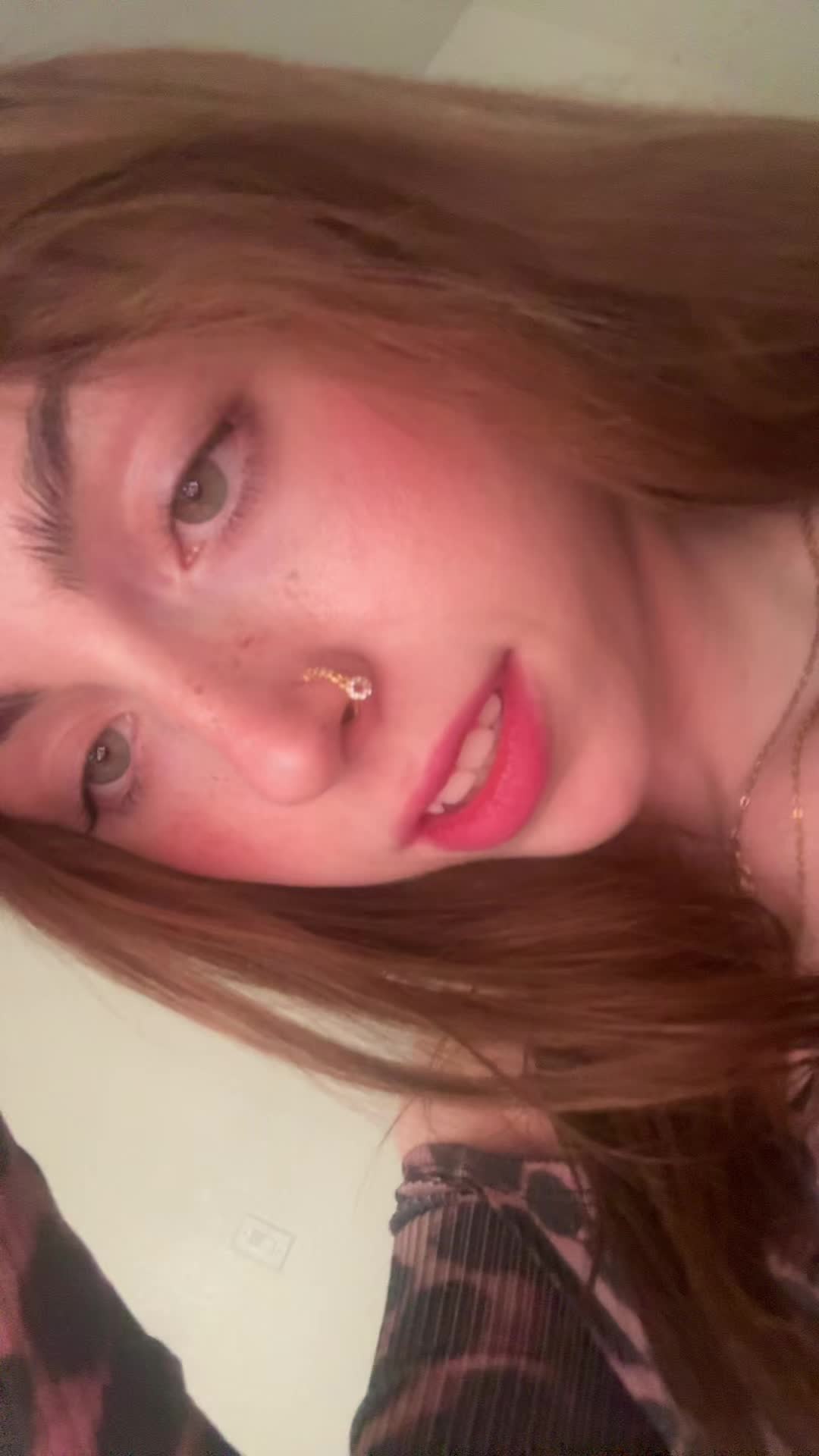 @<3