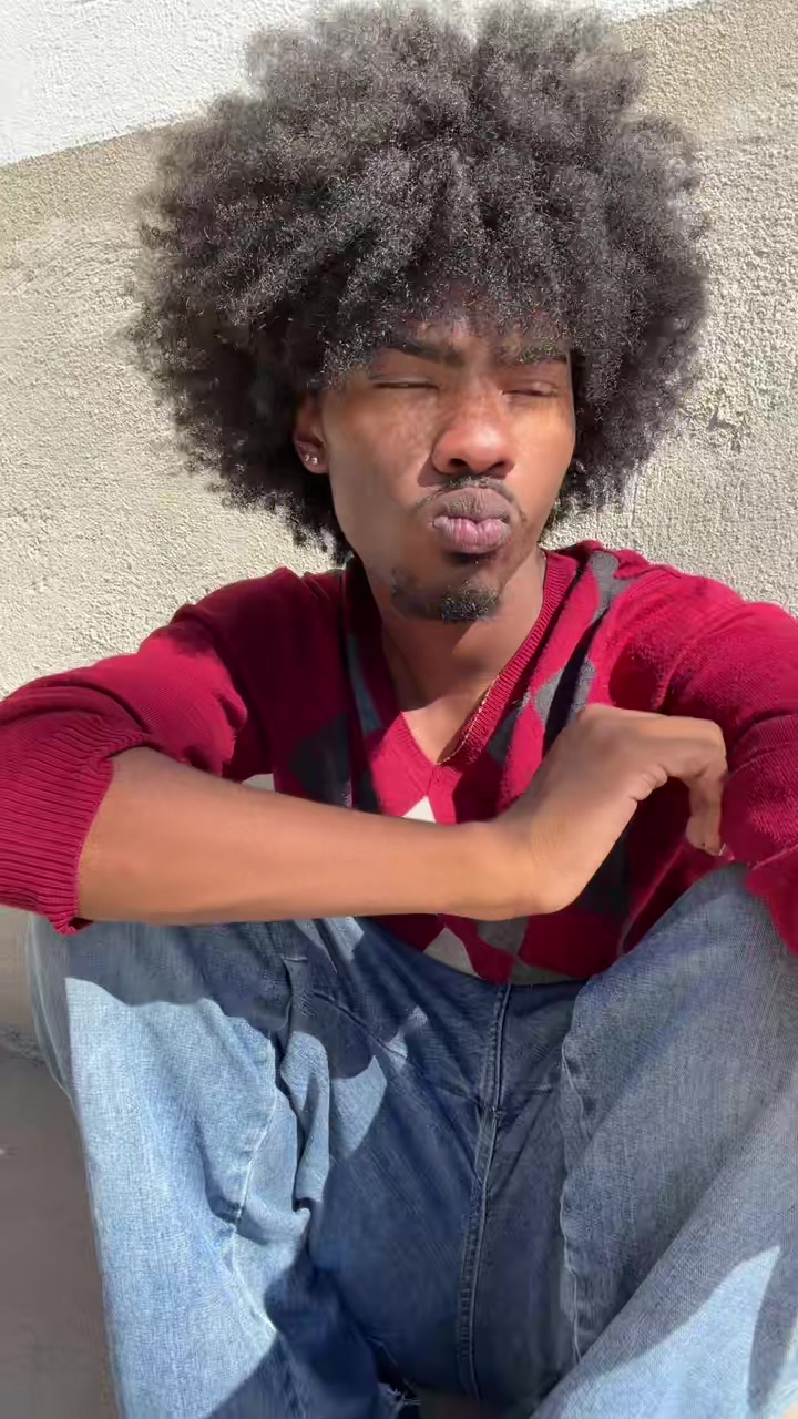 @whiteboyinadurag