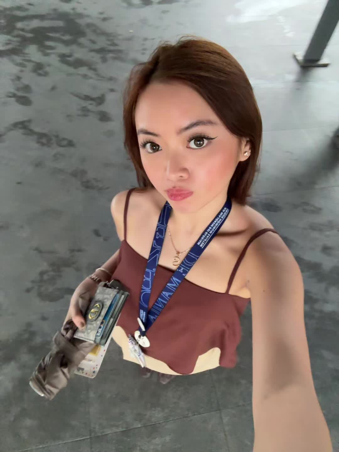 @notsophy
