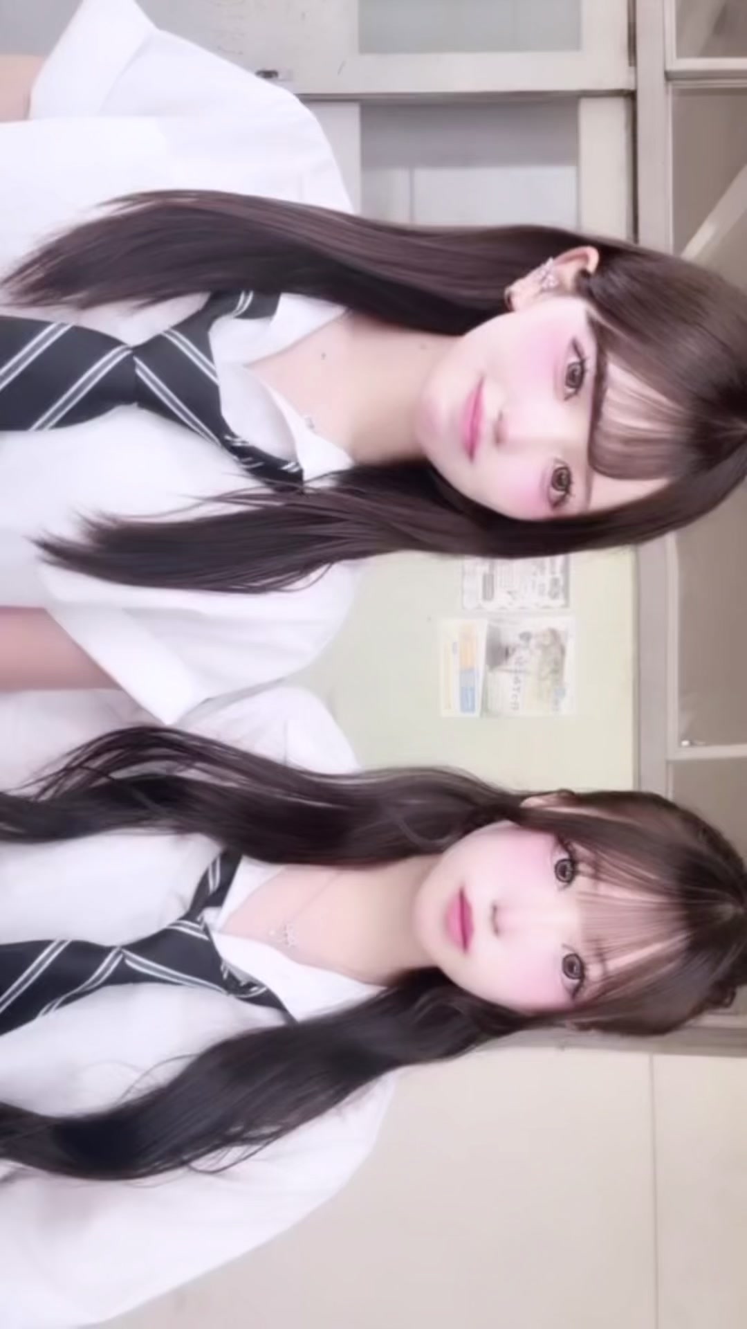 @りな