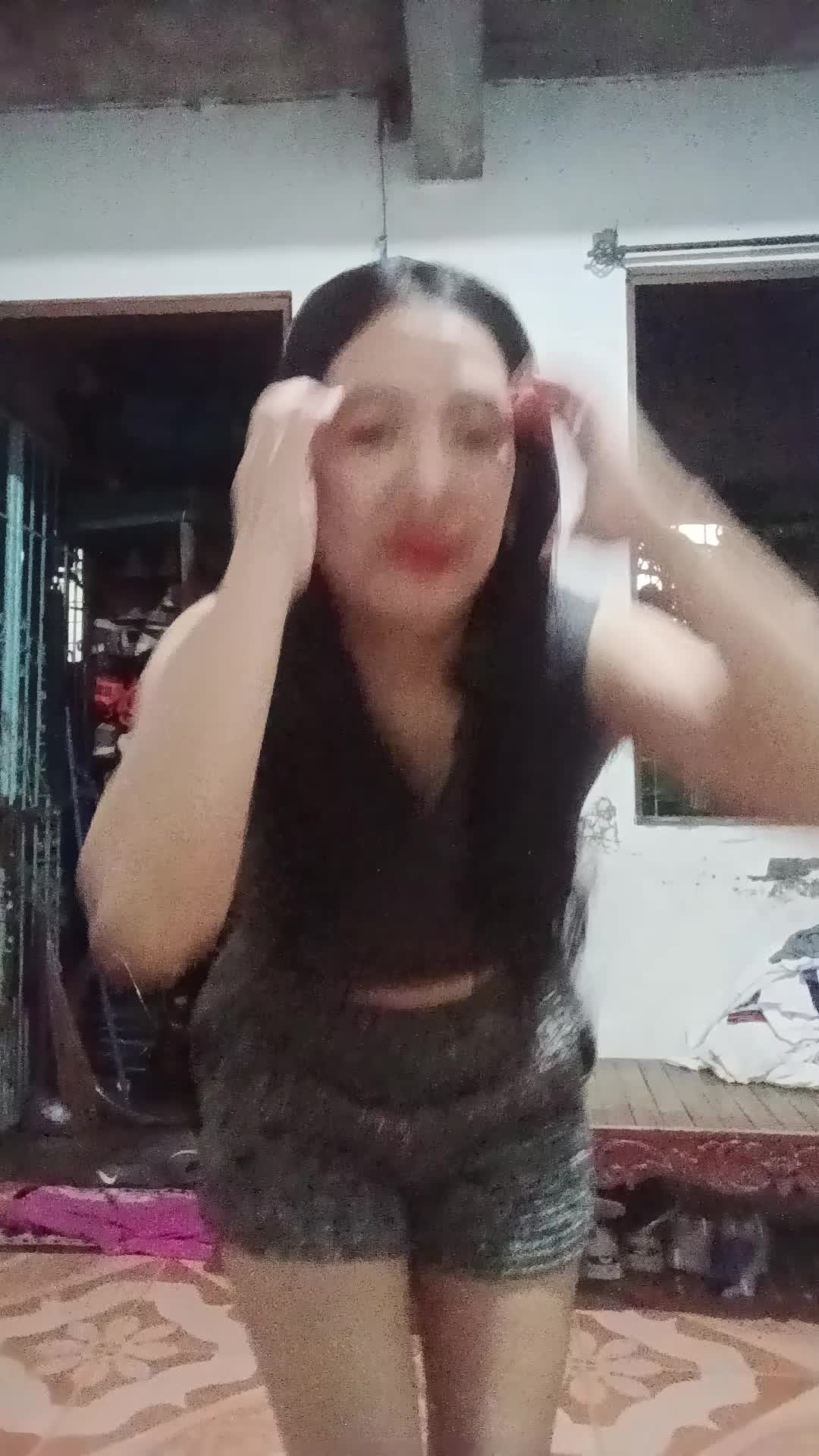 @macyresuena