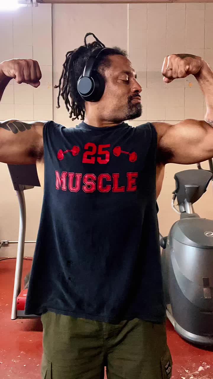 @25 Muscle
