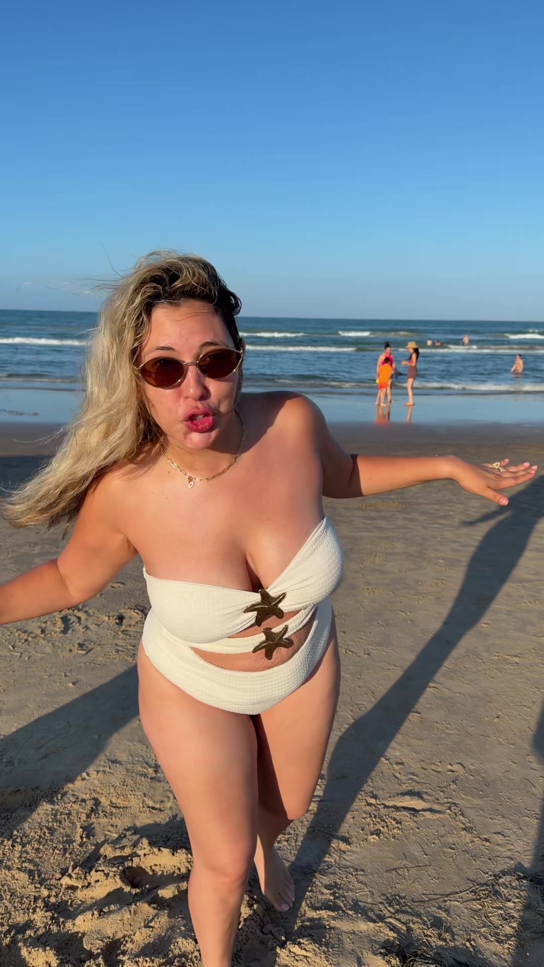 @Lacoronel90