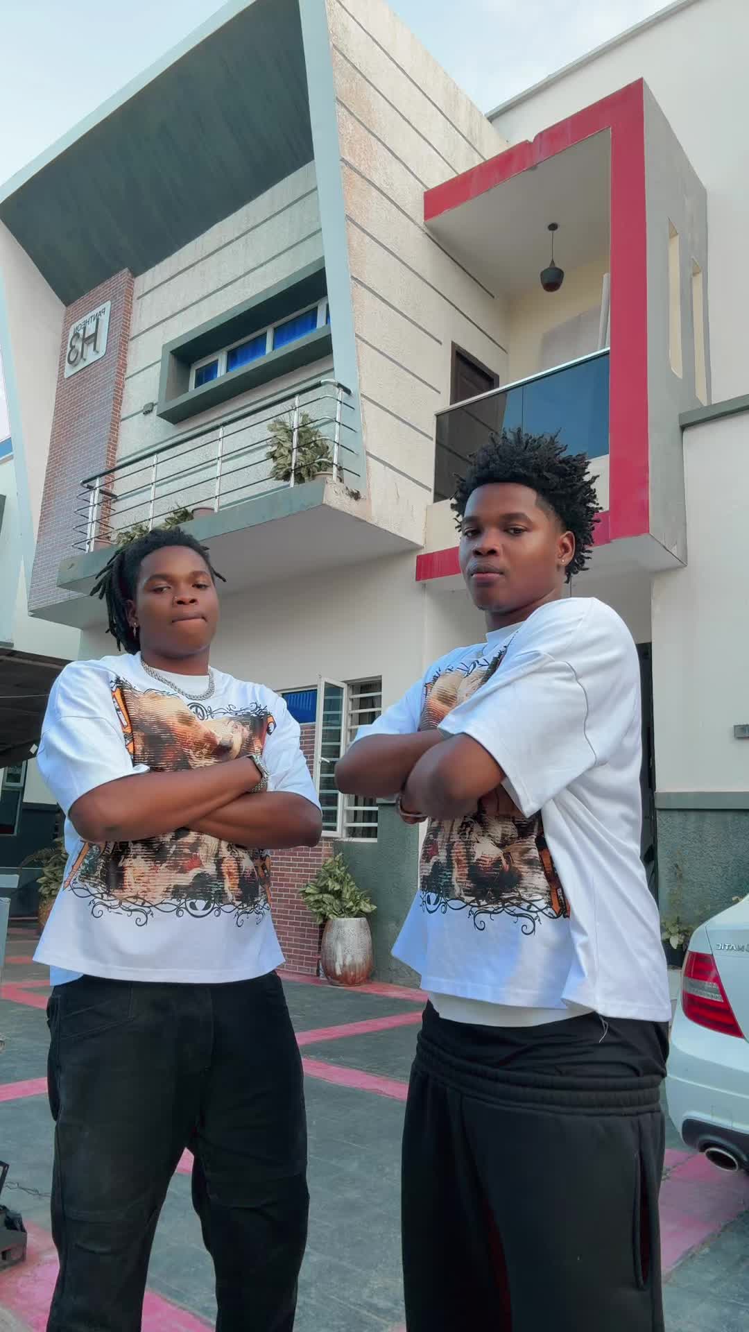 @Ejay 🧨