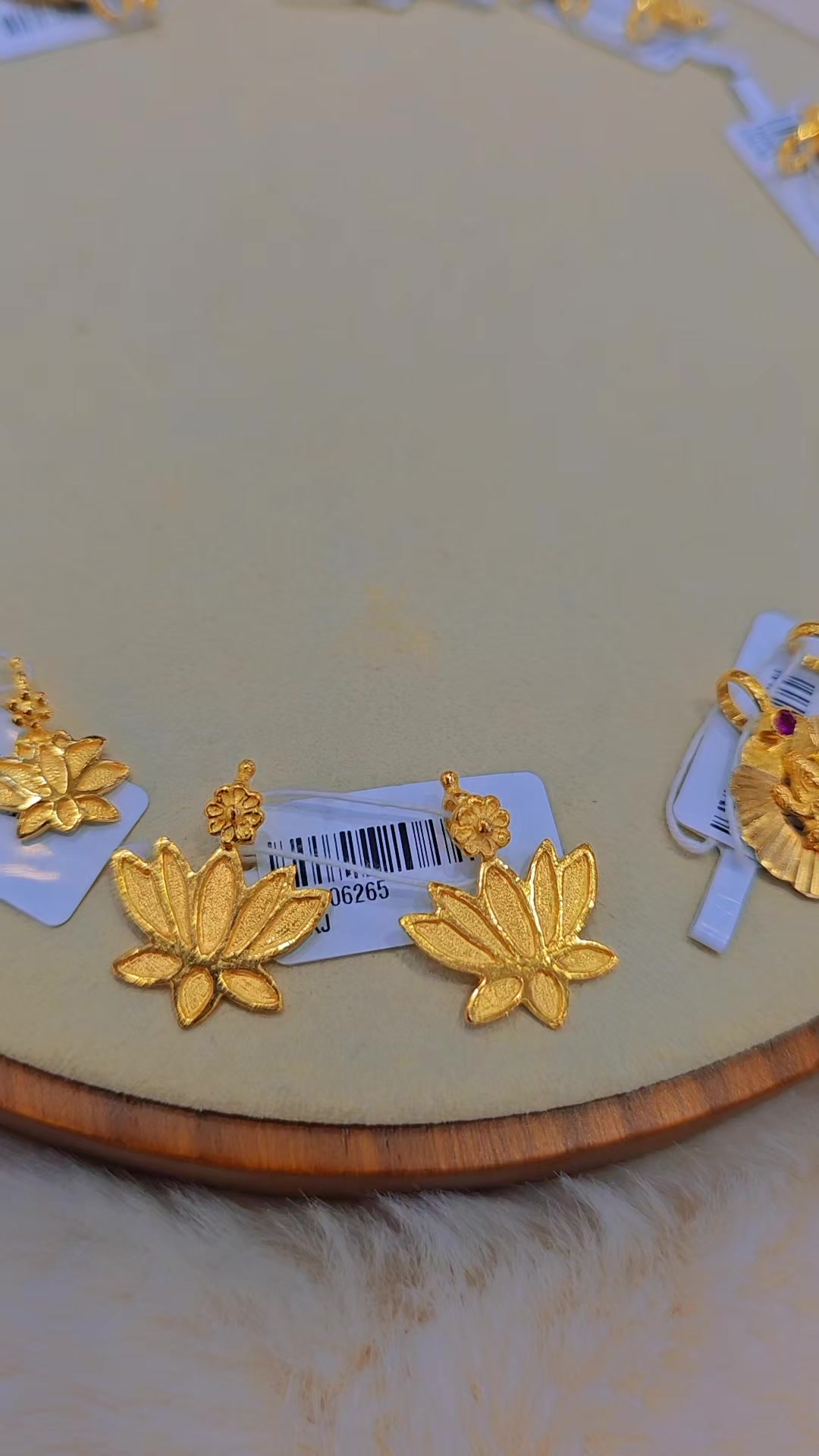 @Alka Jewellers