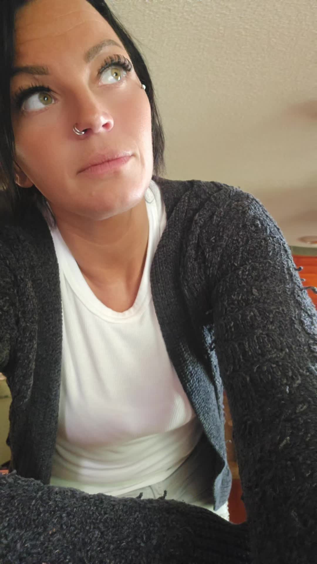 @Official _bombmom3