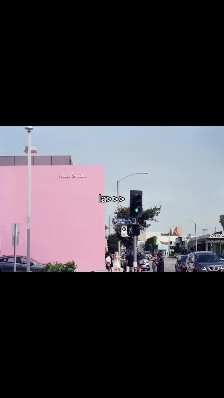 @ariana what are you doing here