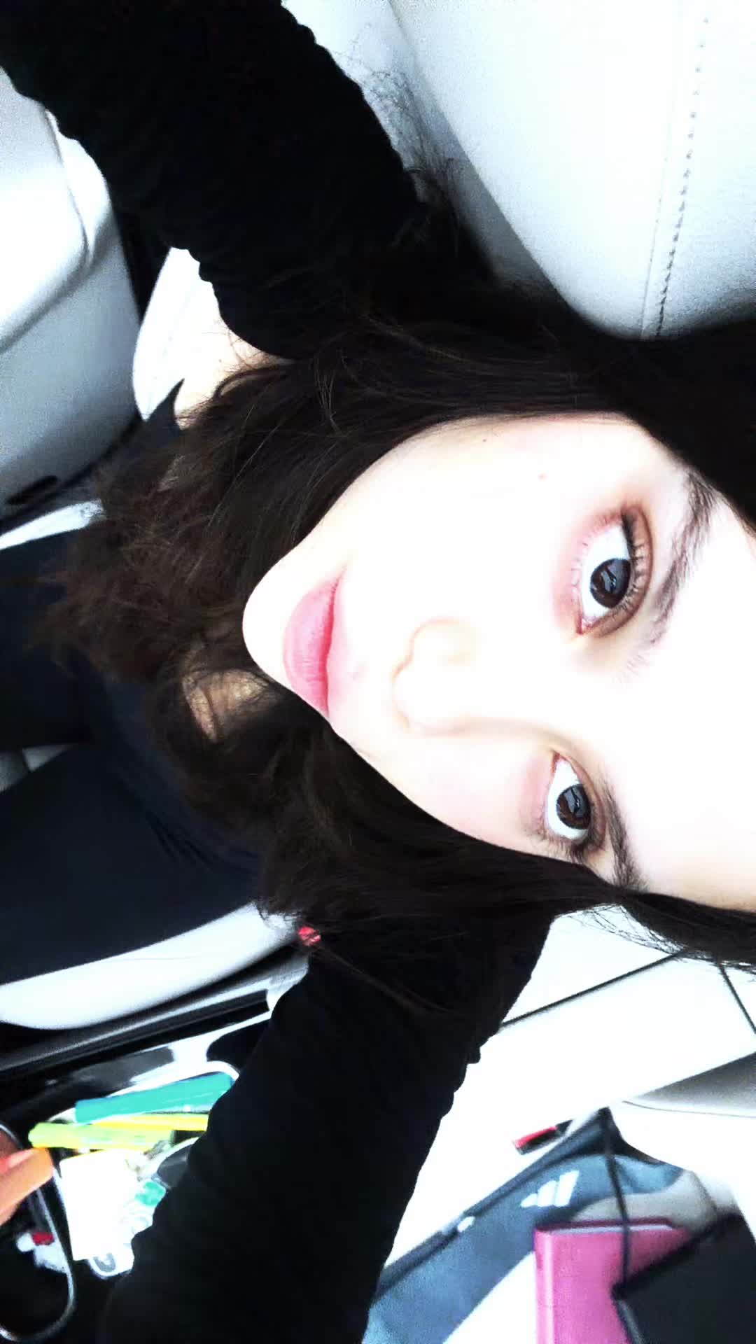 @juliaandreaduran