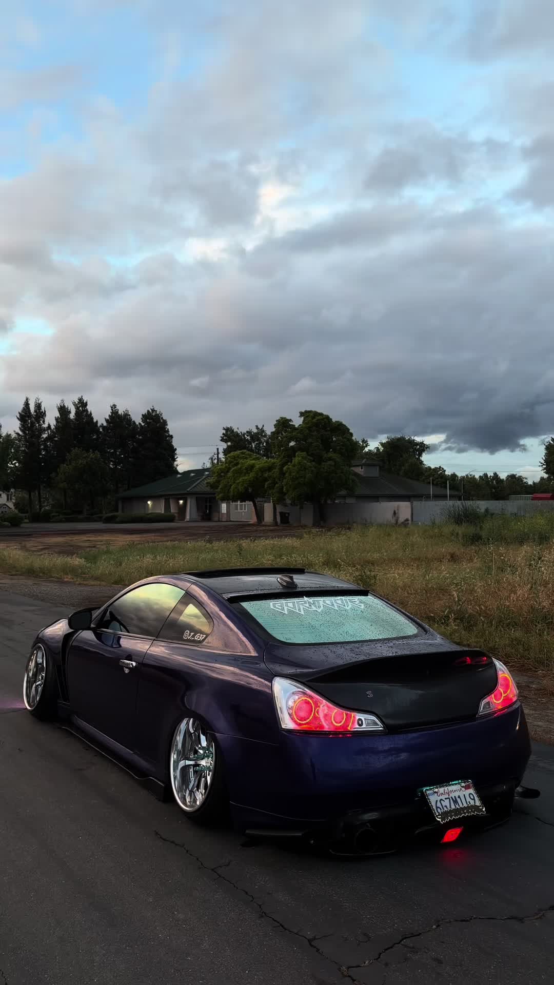 @J._g37