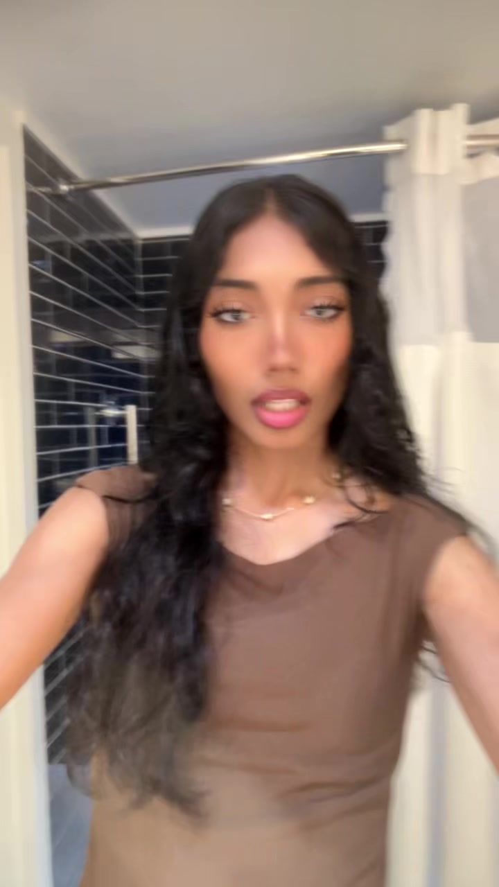 @cerisania