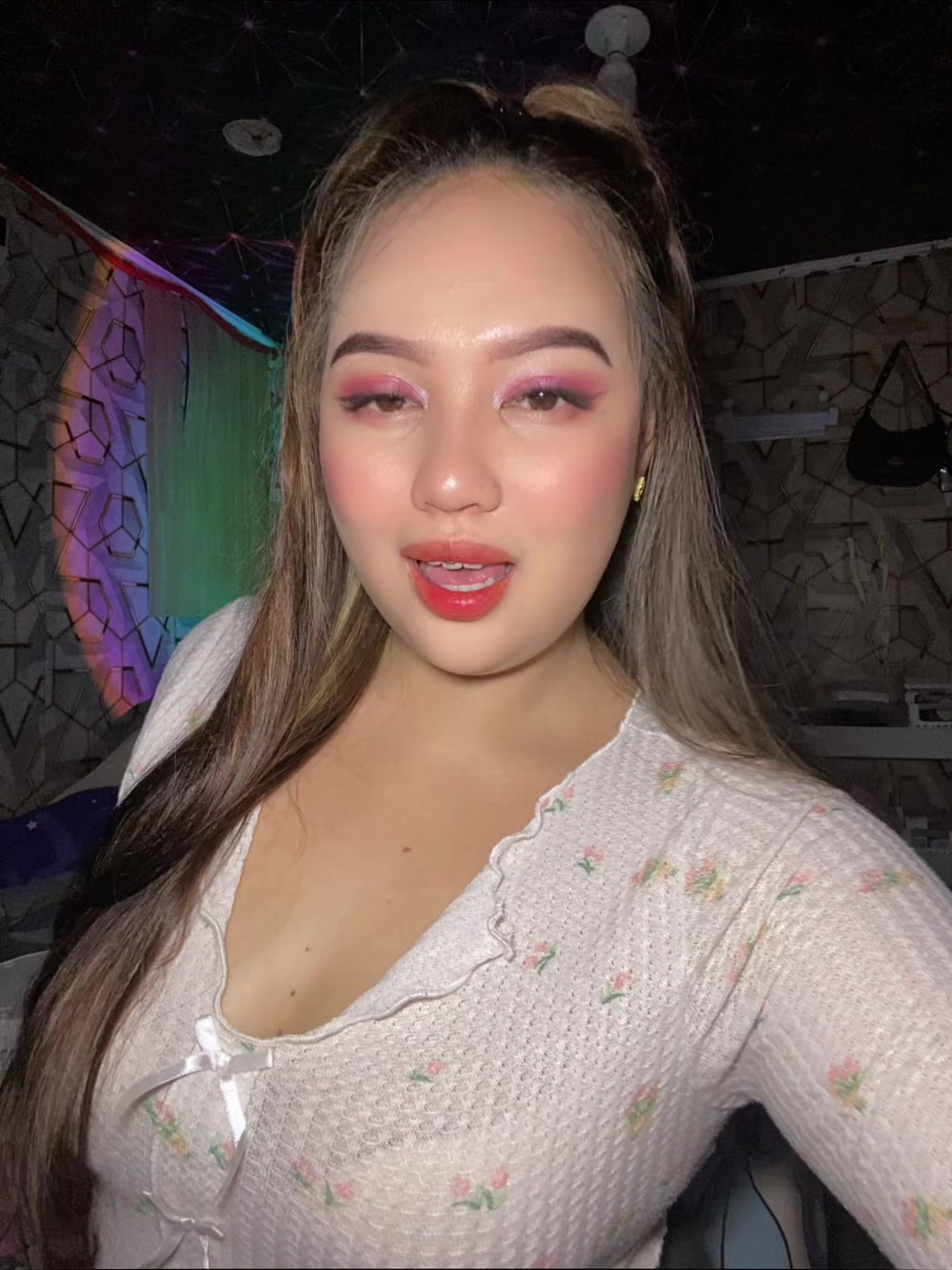 @urlove_yang