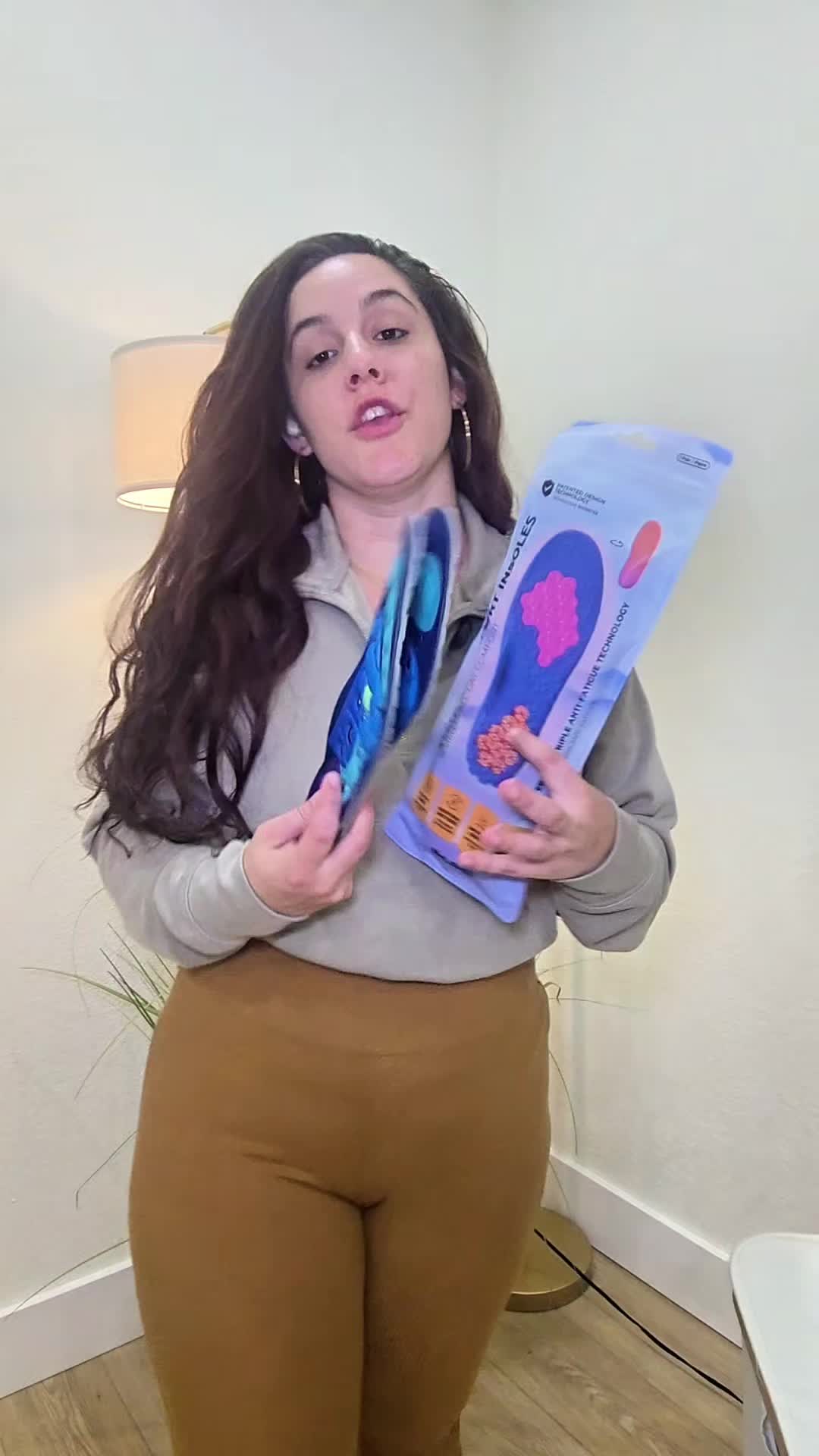 @YeinysVibes