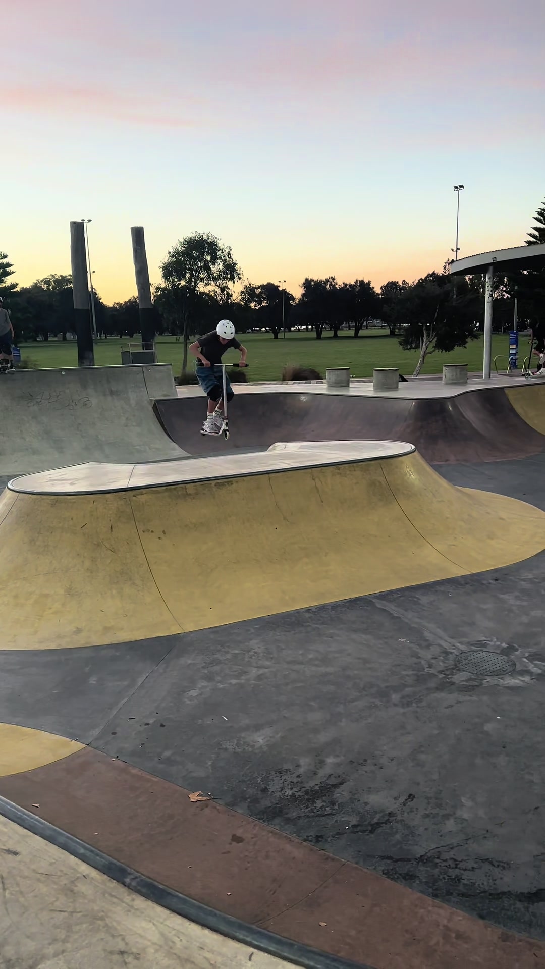 @️𝔦𝔱𝔰_𝔷𝔞𝔠𝔥👌🛴🚲