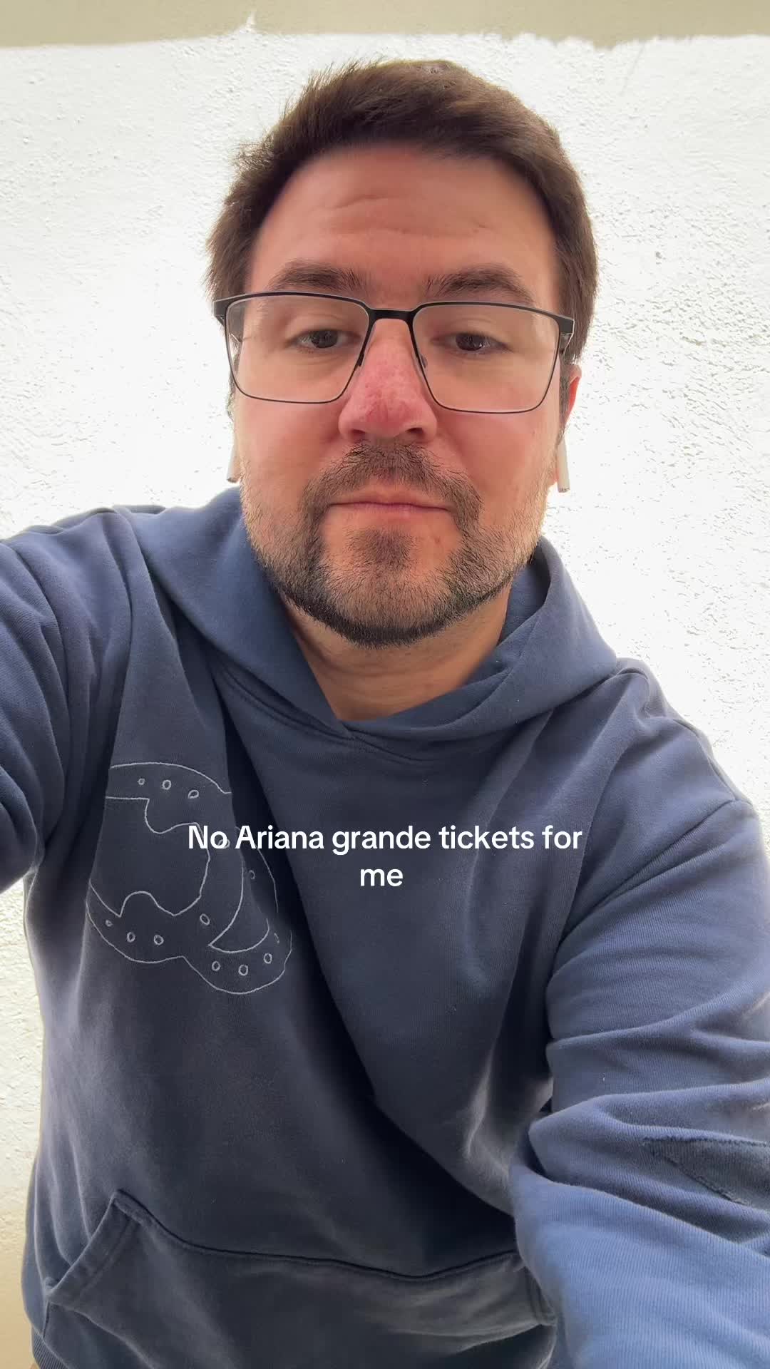 @Alex D🐝