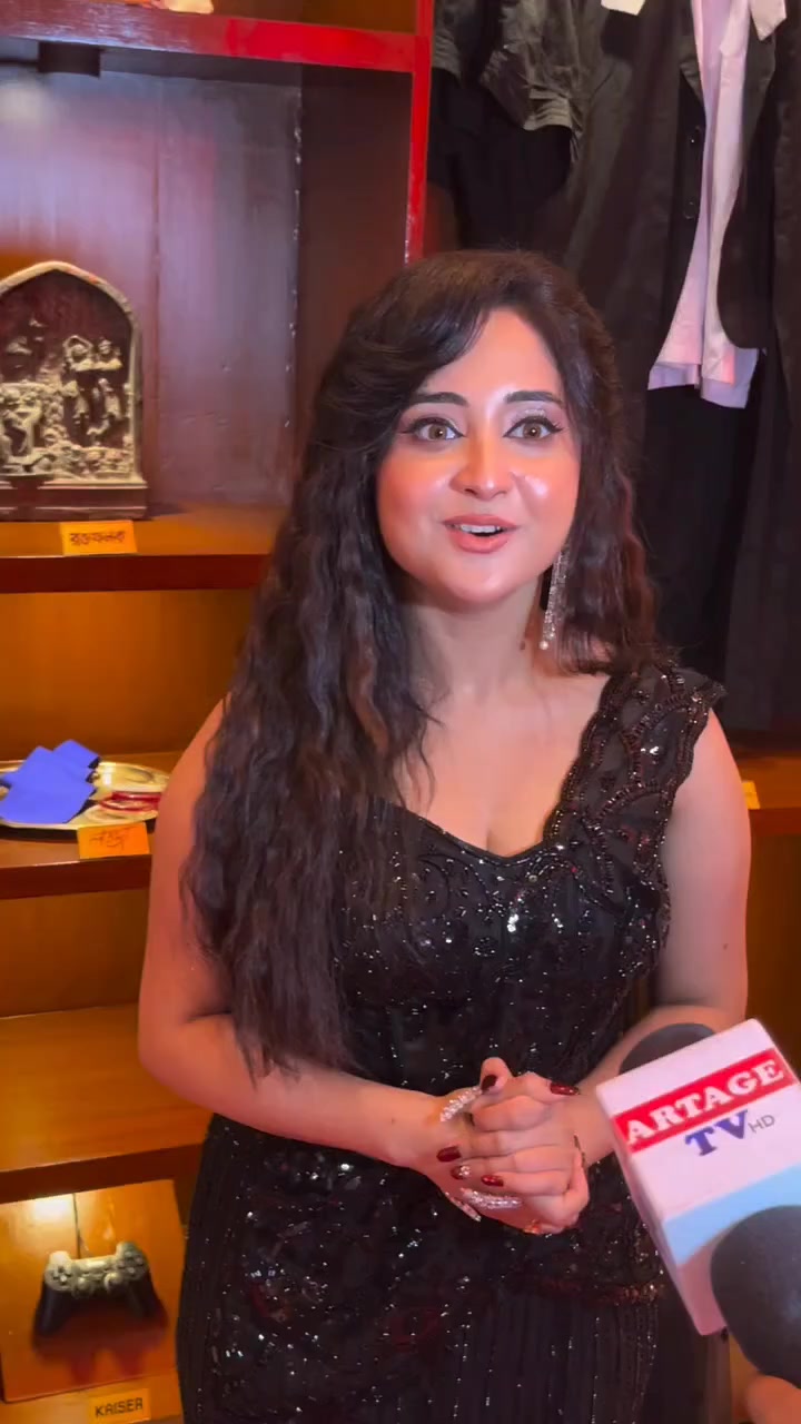 @Soumitrishaofficial