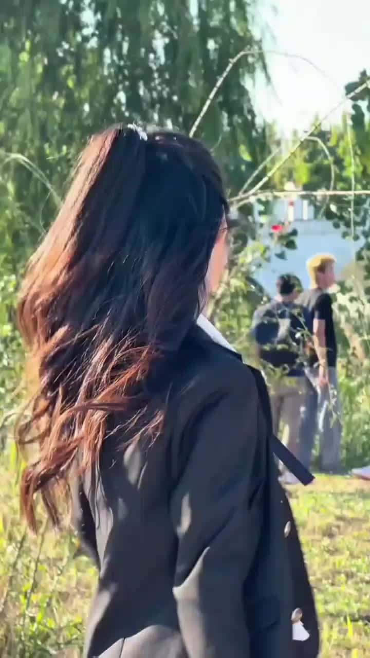 @石青(feifei)