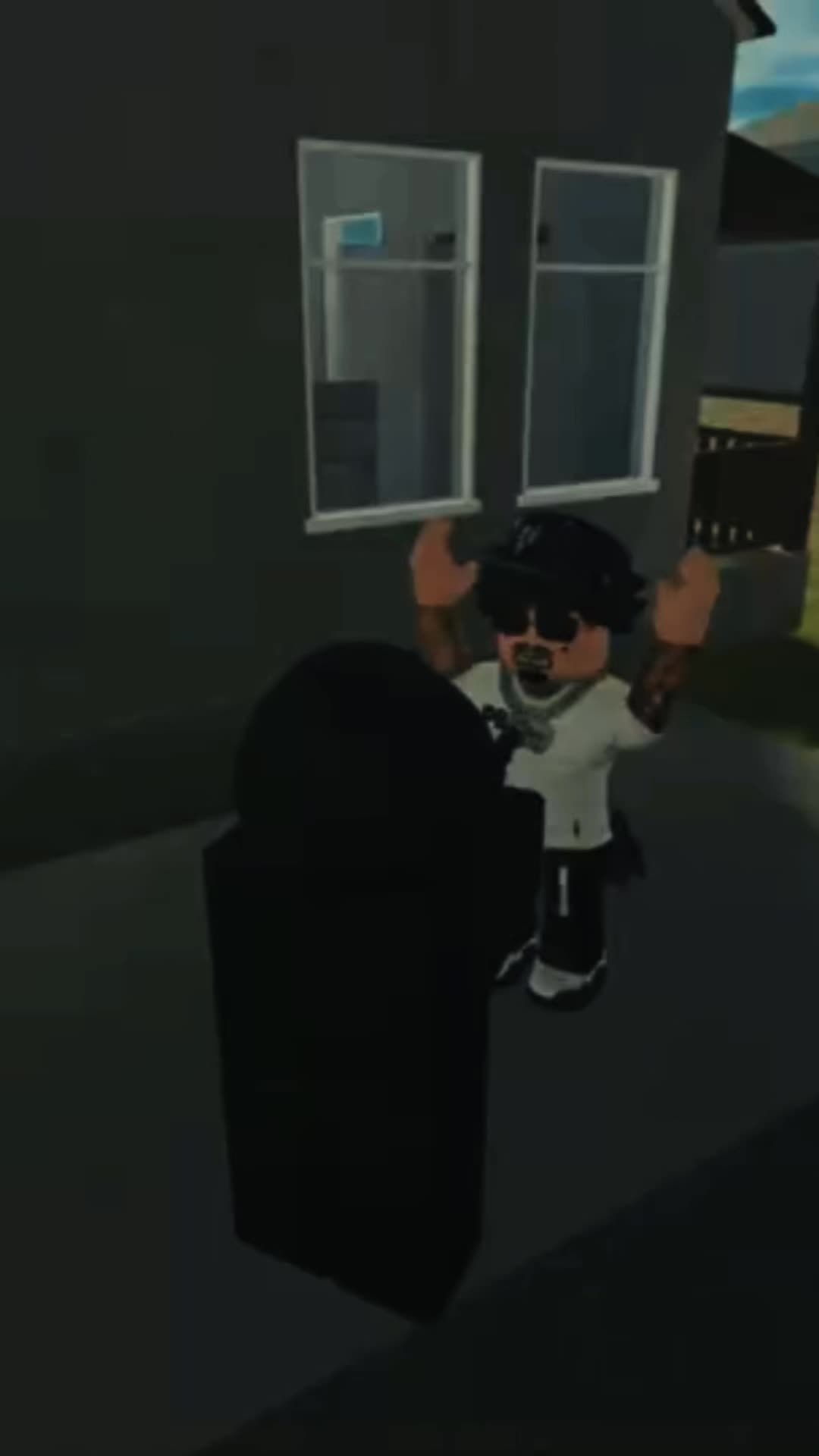 @PLAY CALI HOOD