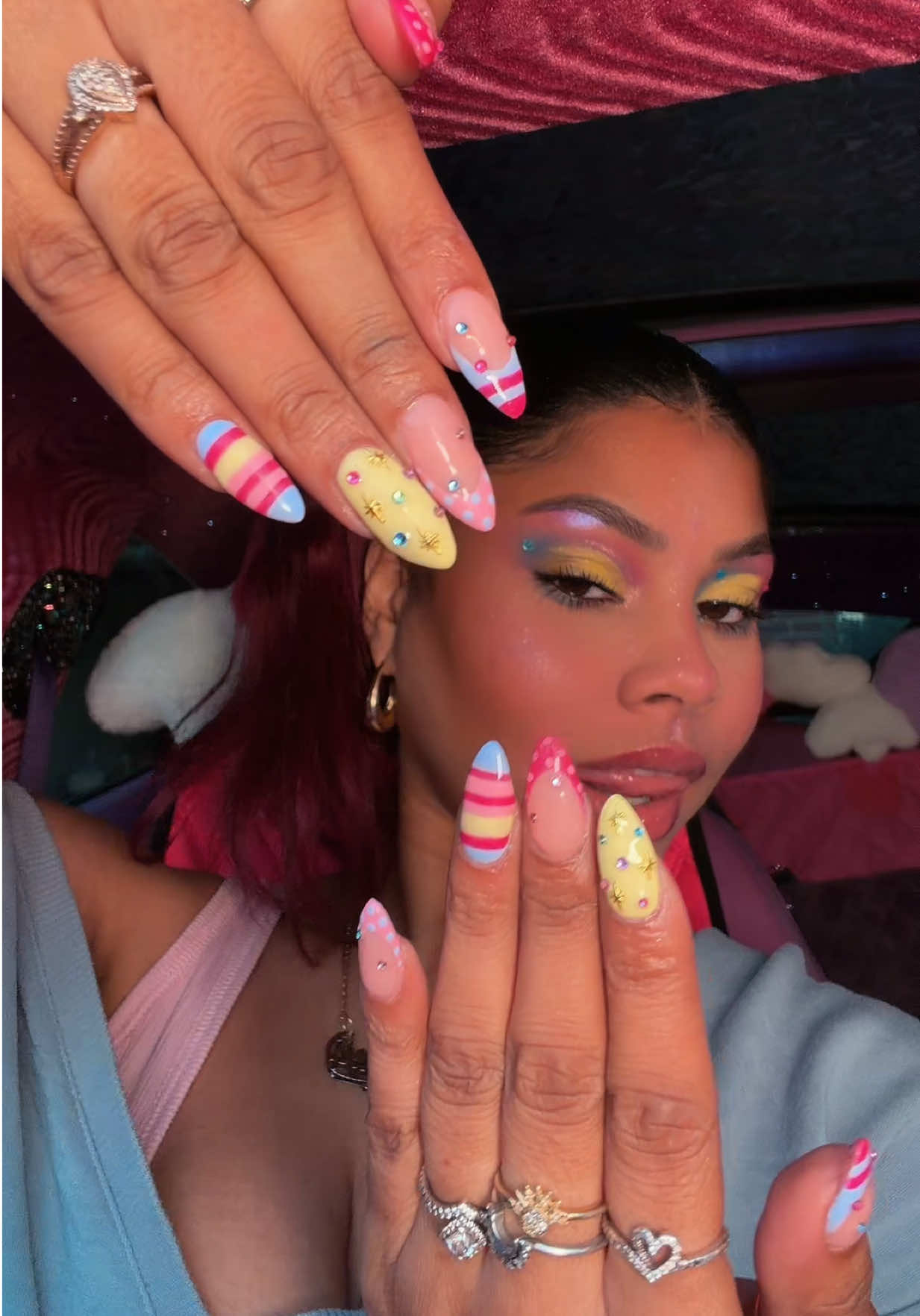 @Anna🦄✨