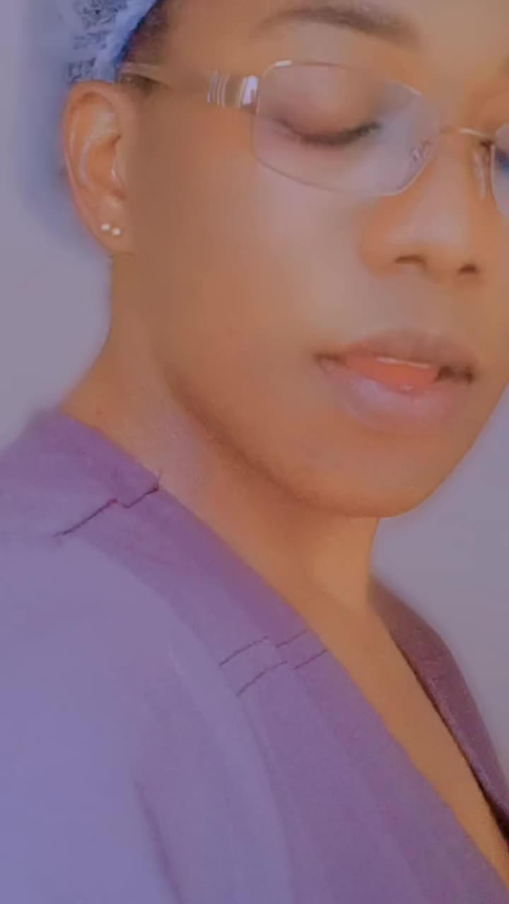 @Olivia👩&zwj;⚕️