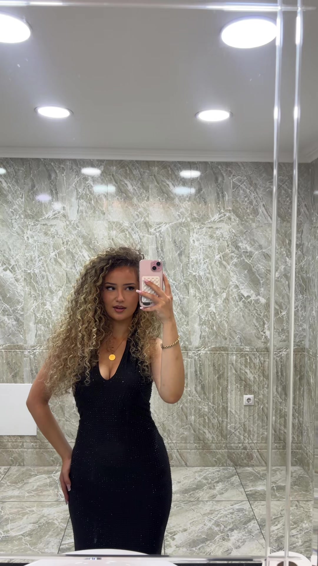 @🇦🇱