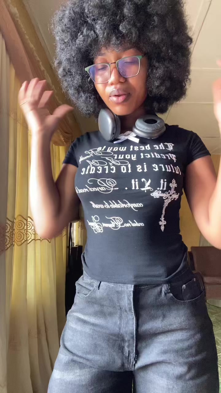 @𝜗𝜚Mercedesᥫ᭡ 🧸ྀི