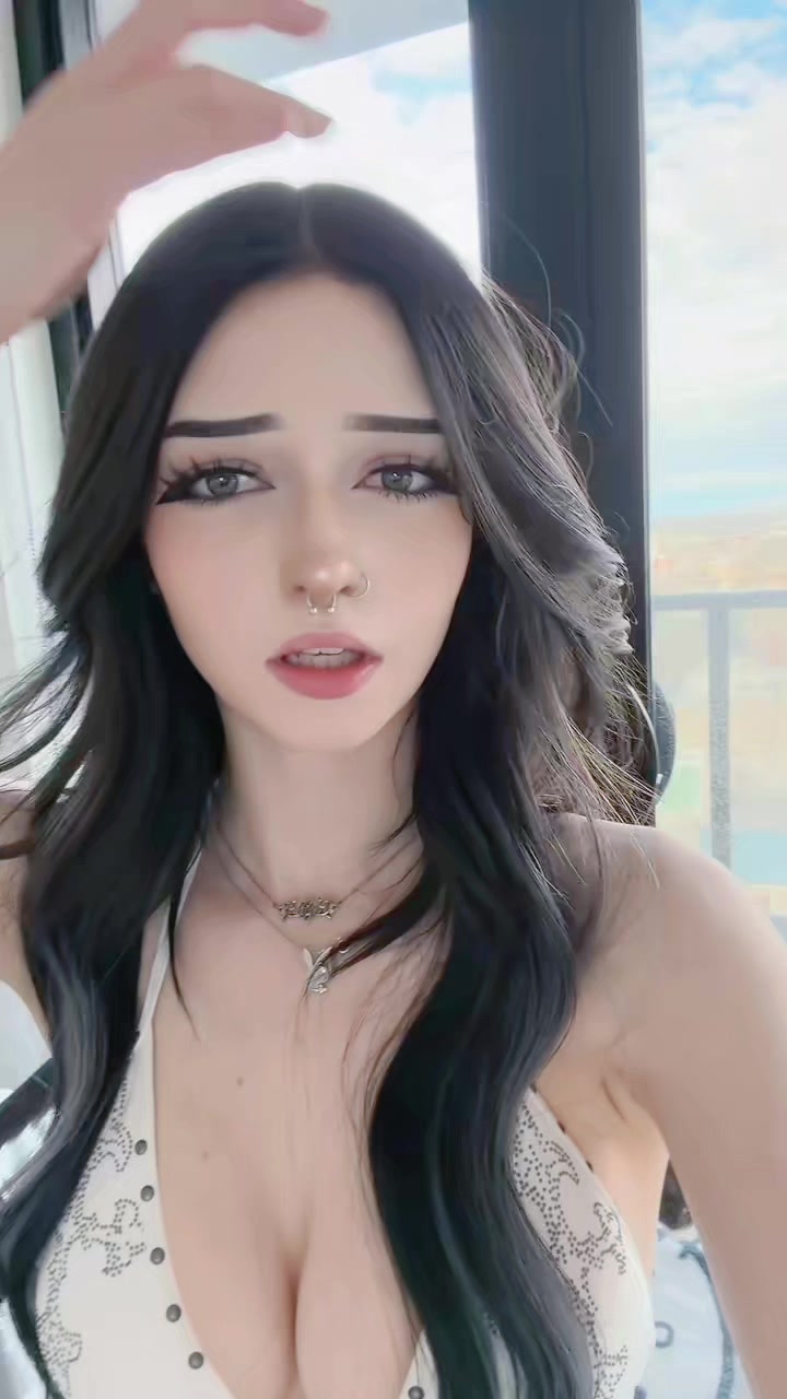 @x1mik04