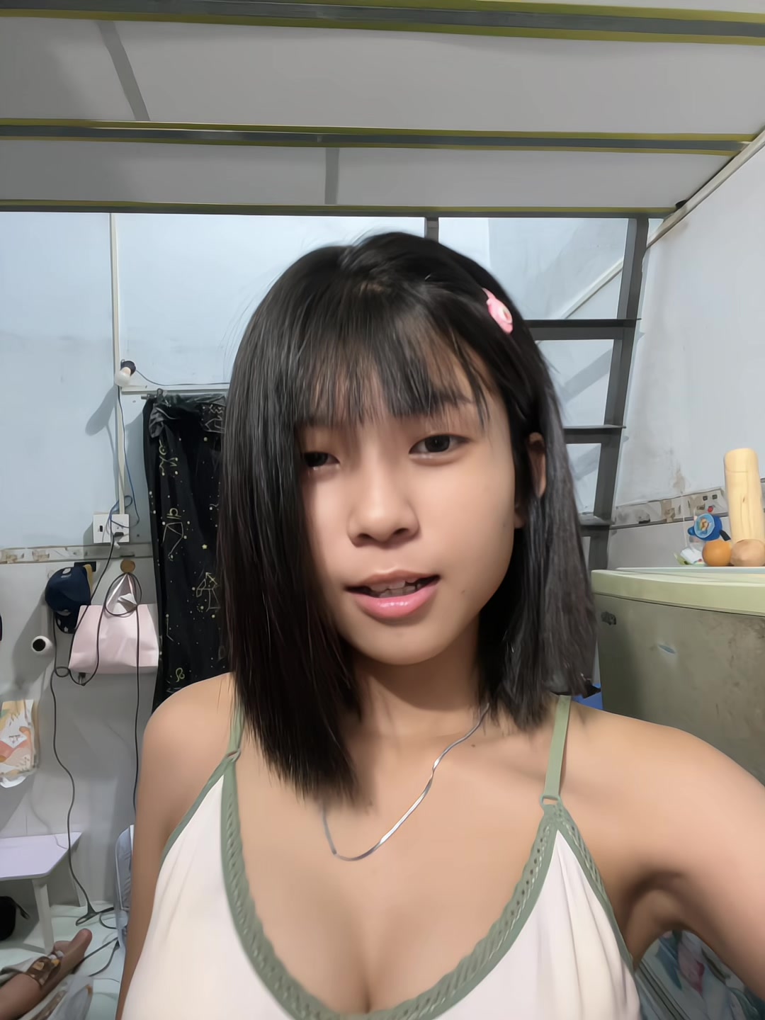 @Lỳ