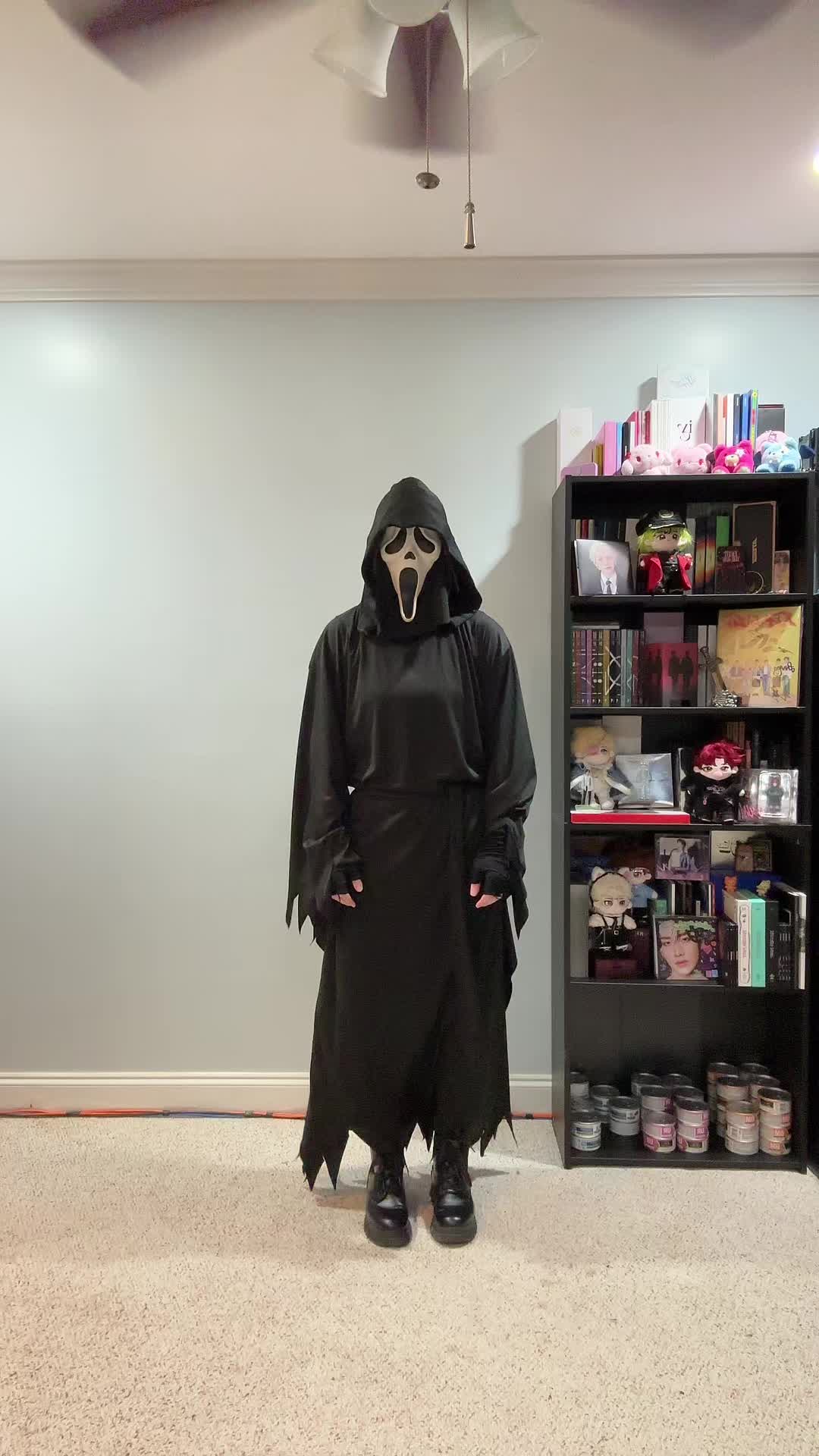@Ghost_Dances
