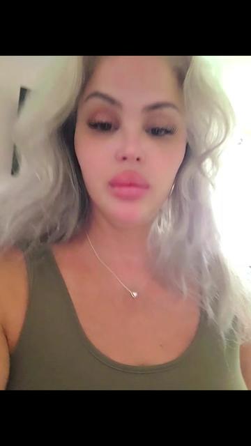 @Herella77