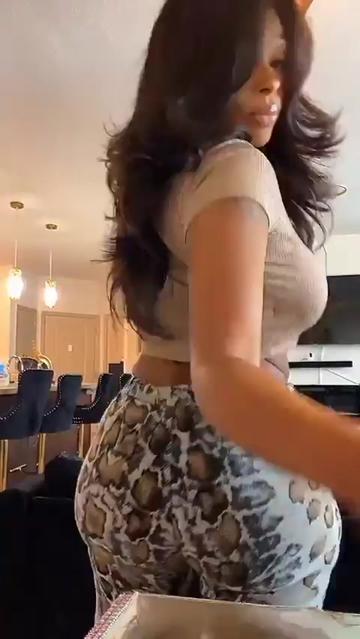 @SLIM THICK๐๐ผโ๏ธ๐ (FANPAGE)