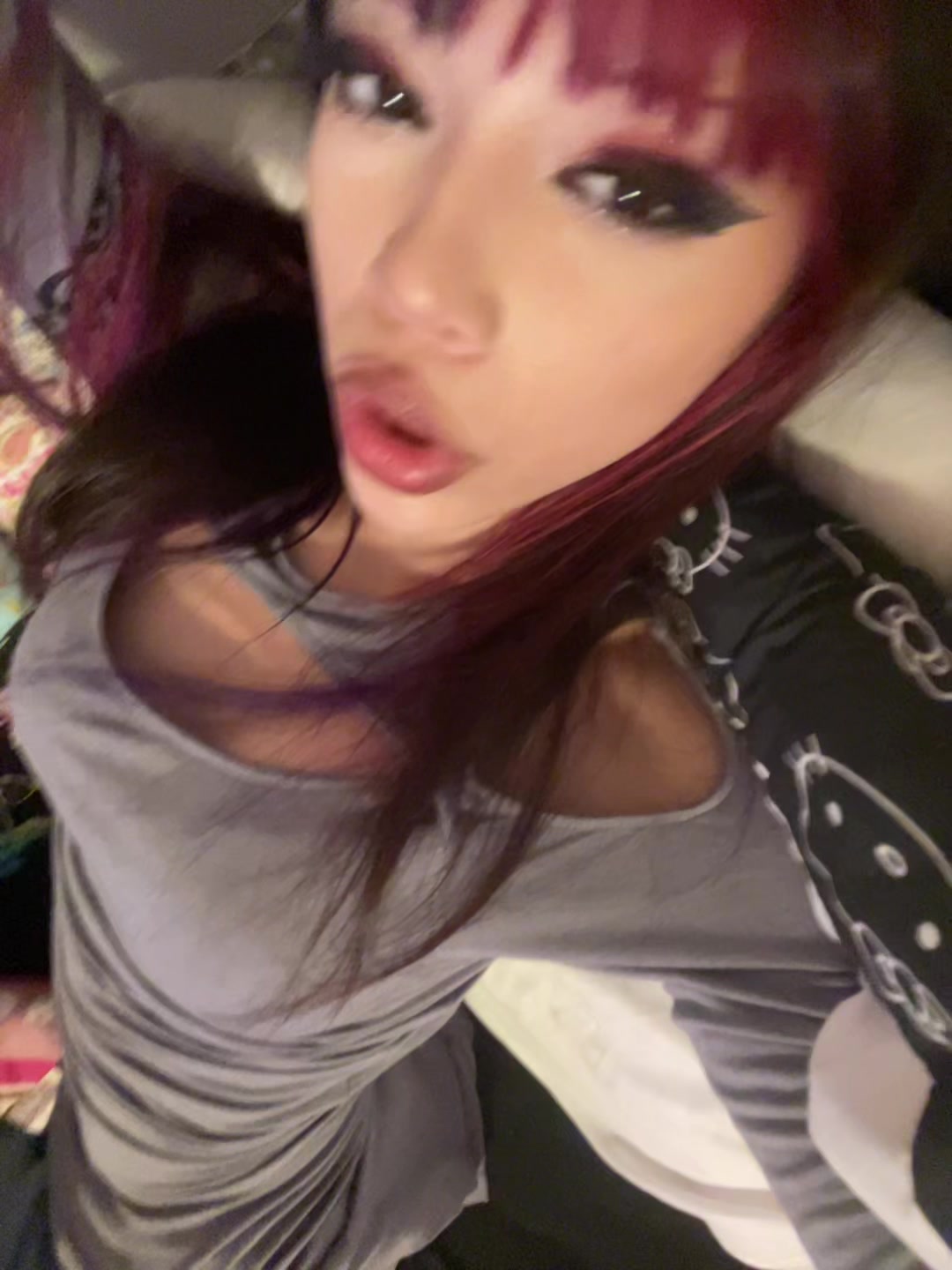 @😇