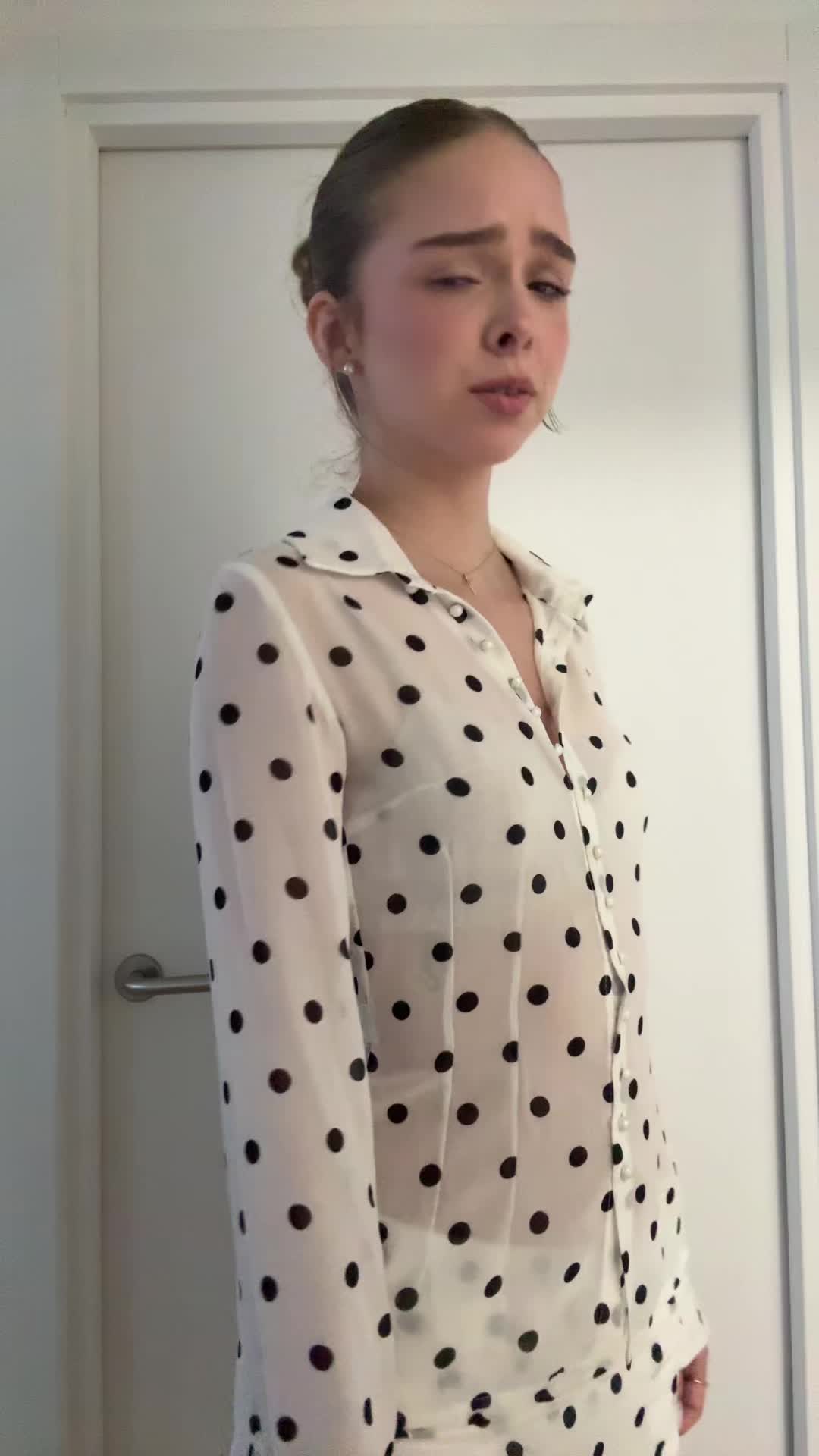 @даниэла