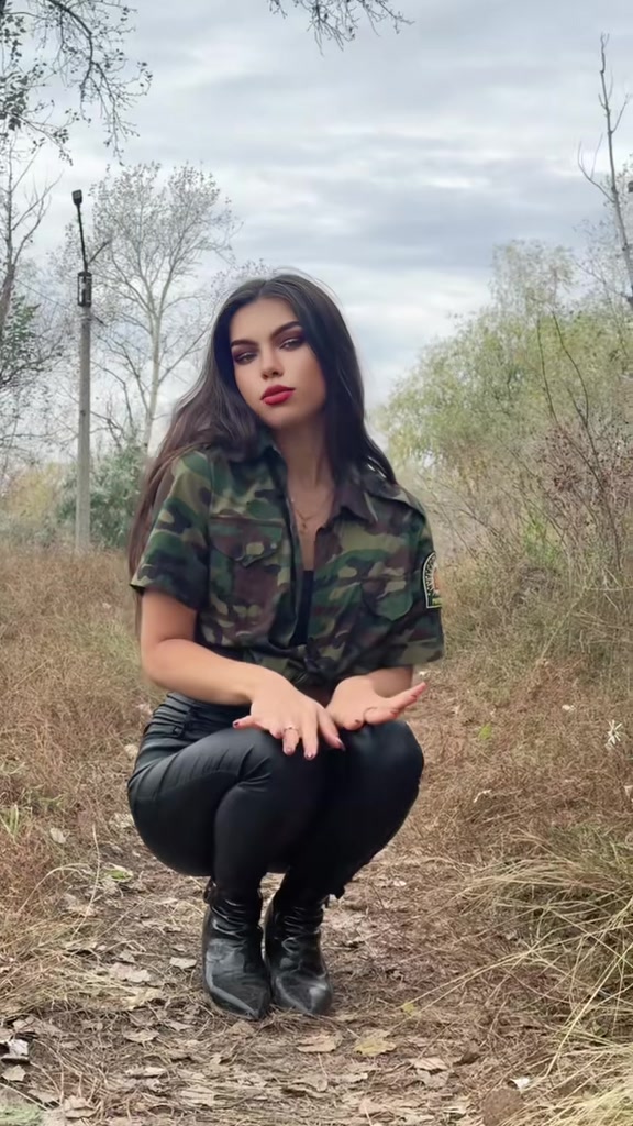 @Angelina Sherkhanova🐱👄