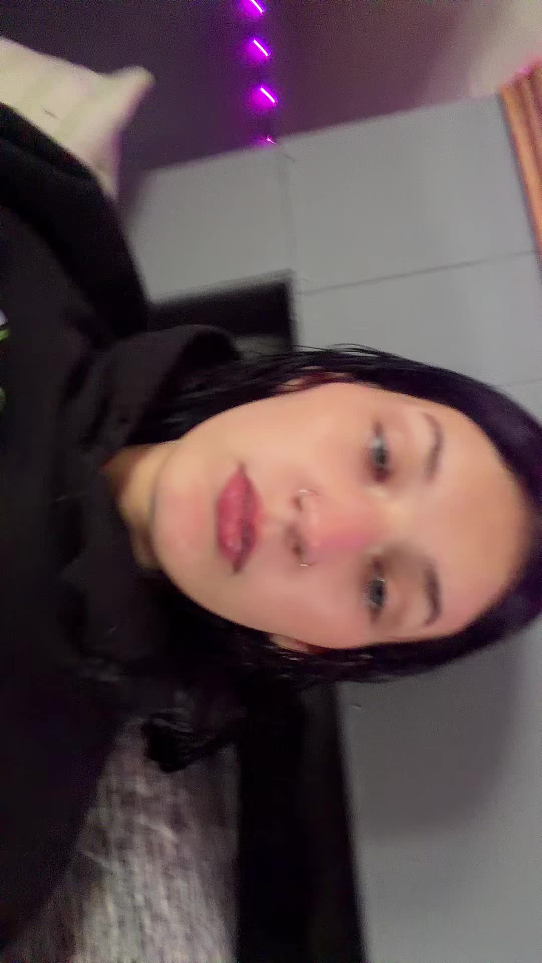 @Thebluechickennugget