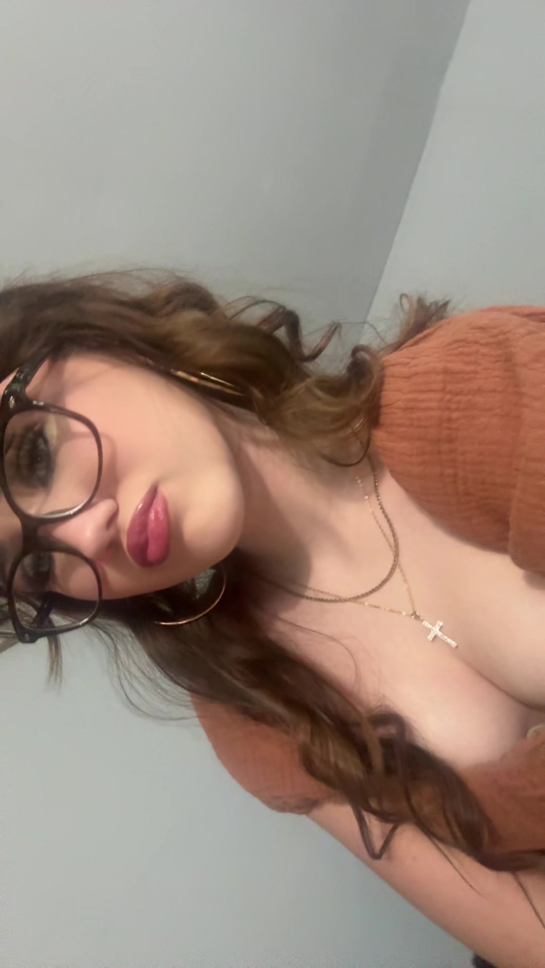 @𝐿𝒾𝓋