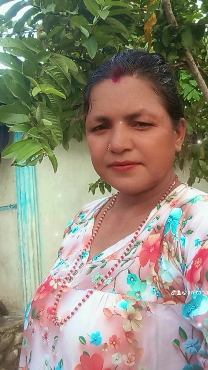 @अनु र