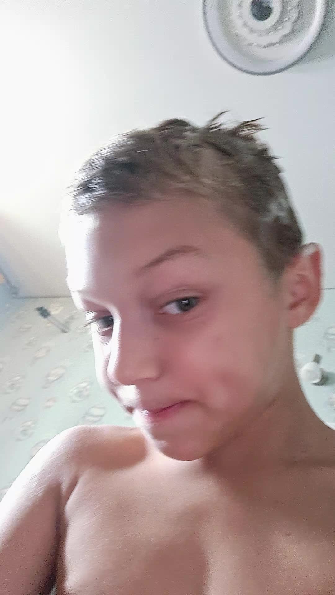 @голубой