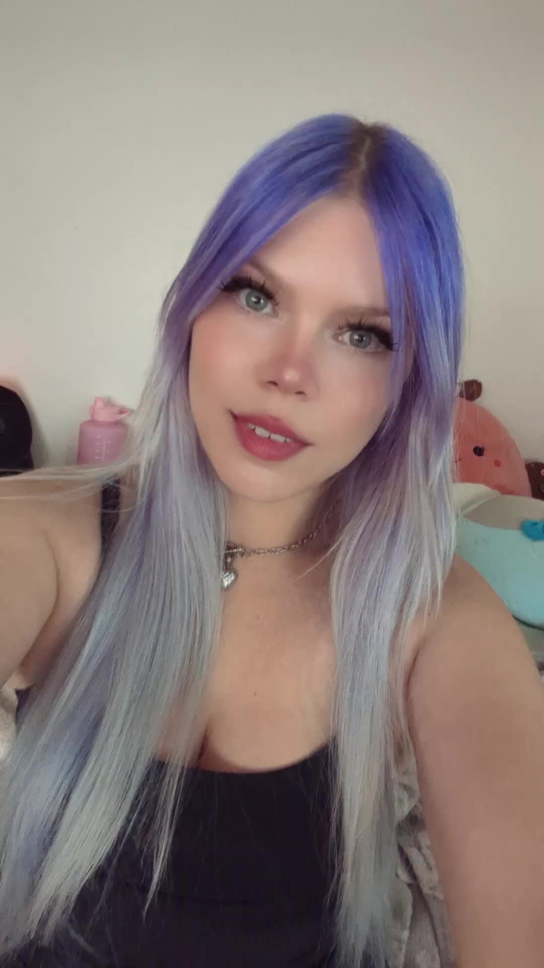 @irlWaifuGoddess