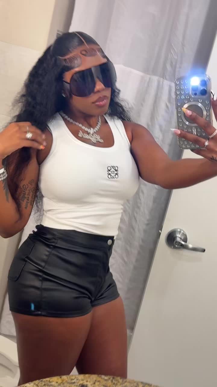 @Liyahheaven