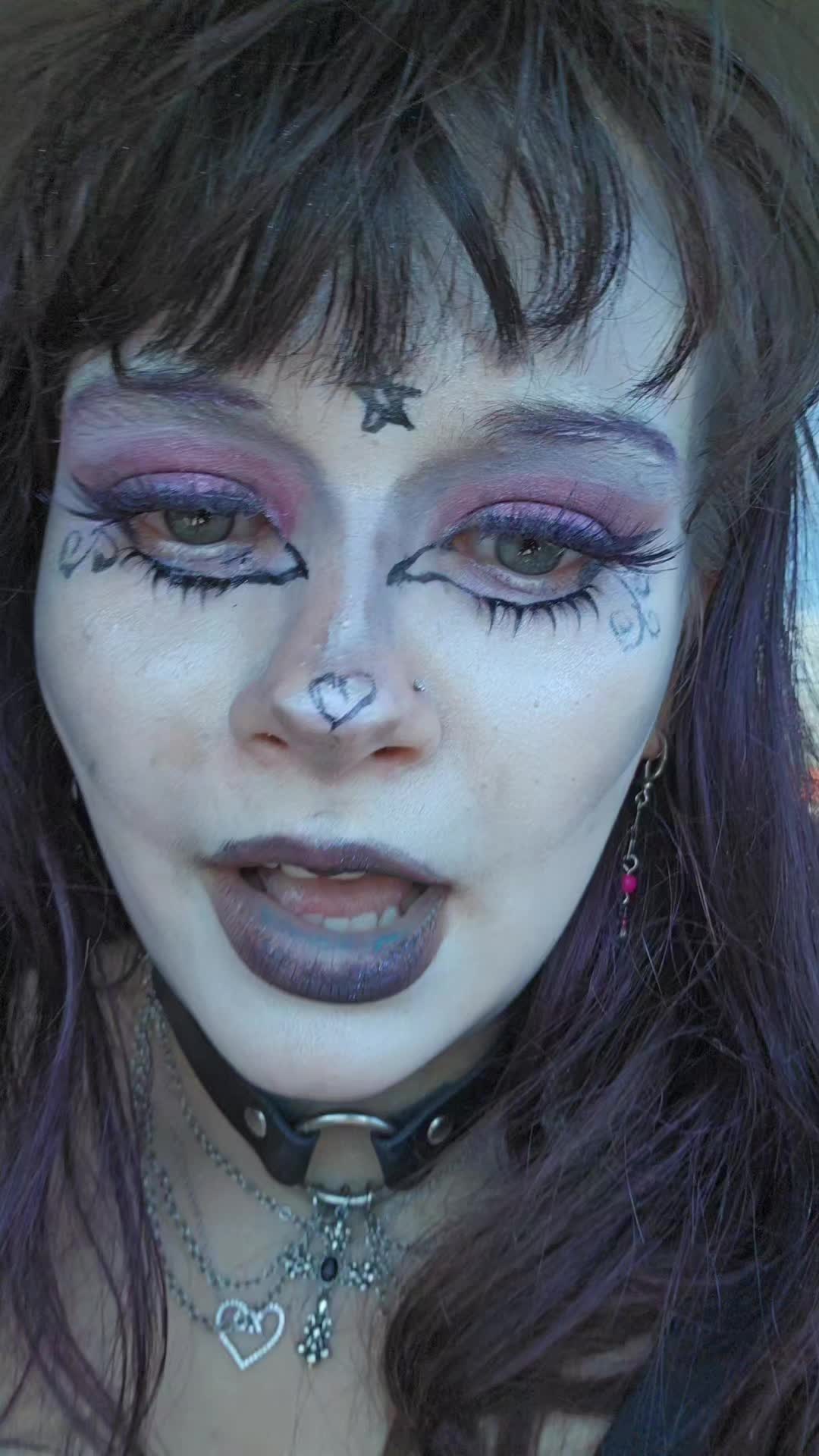 @JustJonnika🦇🐈⬛️🖤